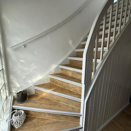 Moderne Mit Grosser Dachterasse *